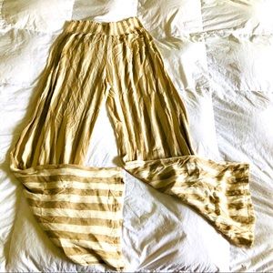 Xhilaration stripped pants | size L